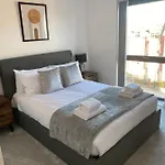 Icona - Luxurious 2 Bed Apartment
