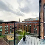Icona - Luxurious 2 Bed Apartment