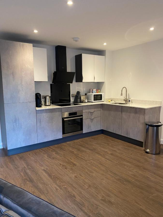 Icona - Luxurious 2 Bed Apartment *